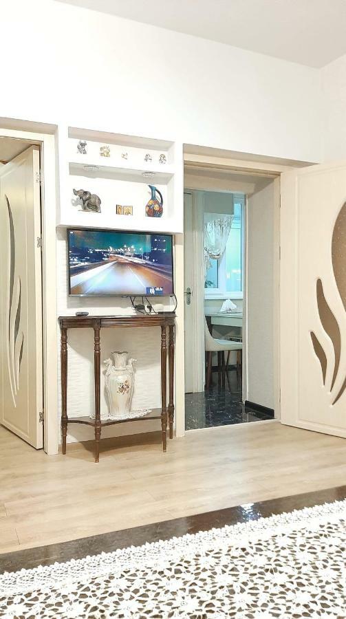 Newly Renovated House Apartment Tbilisi Luaran gambar